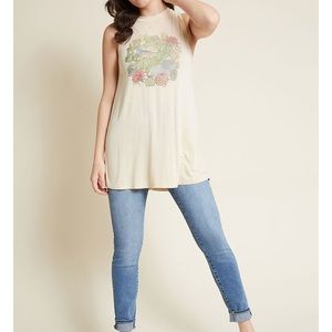 ModCloth dinosaur 🦕 🦖 and cactus 🌵 yellow tunic